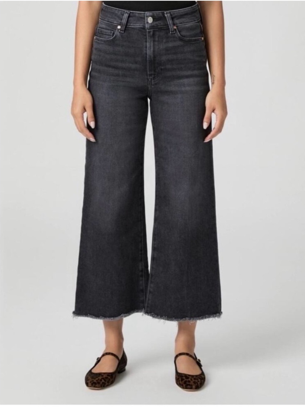PAIGE Anessa Petite Wide Leg high Rise Raw Hem In Black Lotus Wash Jean Size 26 - Picture 4 of 16
